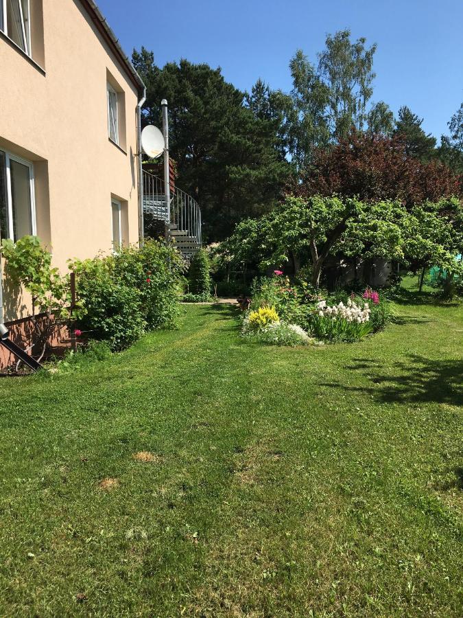 Monikas Hotel Lapmezciems Bagian luar foto